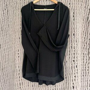 Black Hooded V-Neck Top (approx Lg)